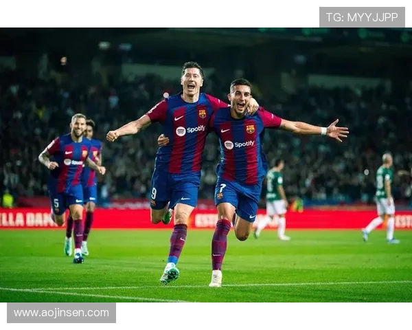 马德里双雄西甲争锋：历史交锋与当代战术碰撞录