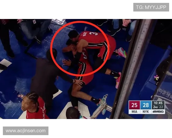 NBA球员崴脚瞬间集锦：意外伤病下的坚持与恢复之路