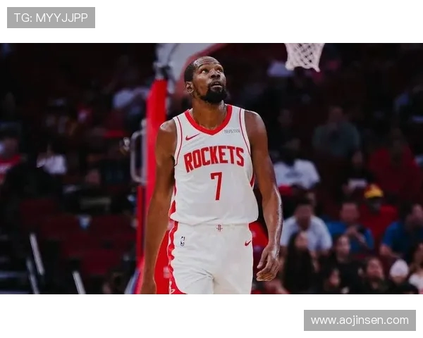 火箭队新赛季季前赛赛程与核心球员表现